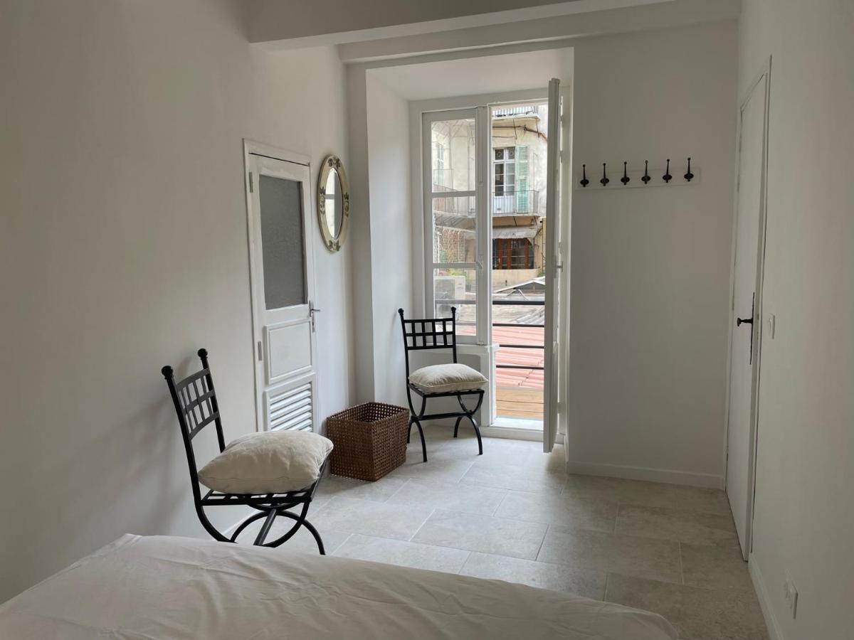 Summerhouse 2 Bed Quiet Old Nice Balcony100M Beach Εξωτερικό φωτογραφία